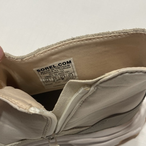 Women’s beige chunky sole Sorel sneakers - Picture 8 of 13